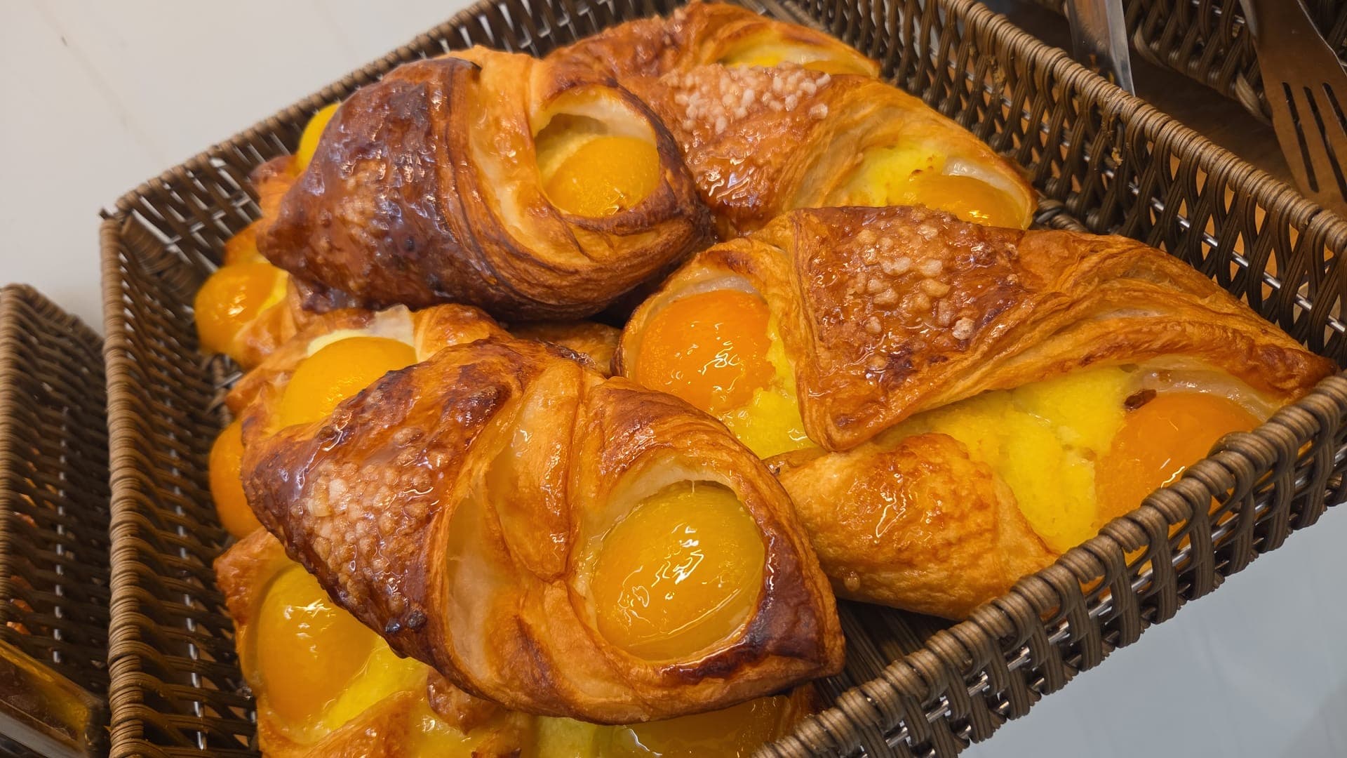 Oranais viennoiserie au abricot